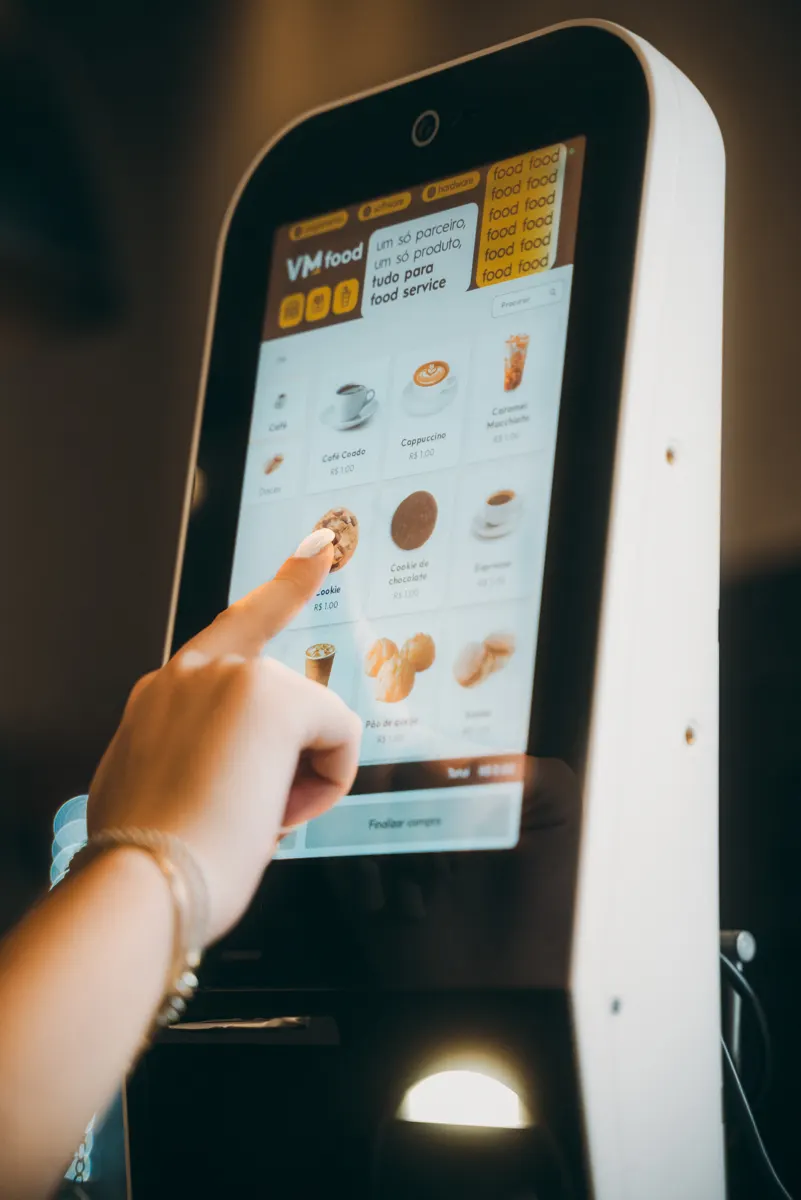 Cliente usando Totem VMFood